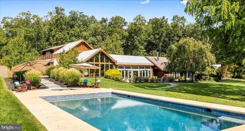 1711 Sweetbriar Rd, OTTSVILLE, PA, 18942-9537 | Card Image