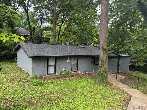 8803 Corwin Dr, Saint Louis, MO, 63136-3941 | Card Image