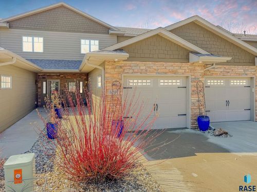 5007 Sunset Blvd Boulevard, Madison, SD, 57042 | Card Image