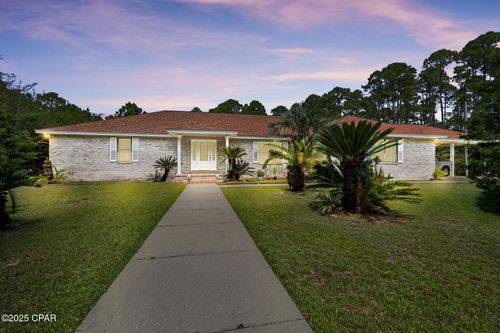 895 Mallet Bayou Rd, Freeport, FL, 32439-4617 | Card Image