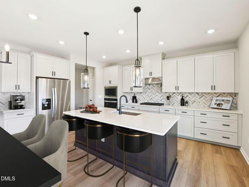 3528 Blythedale Ln, Raleigh, NC, 27616-7250 | Card Image