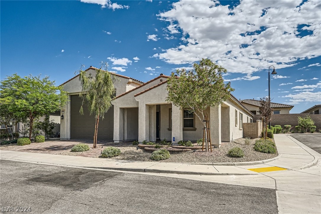 Gillespie Glen Ave, Henderson, NV 89011