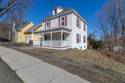 318 W Main St, Newport, VT, 05855-4946 | Card Image