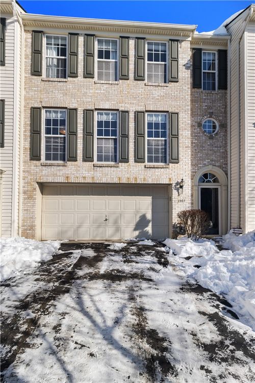 113-d-1507 Michael Dr, Pittsburgh, PA, 15227-3958 | Card Image