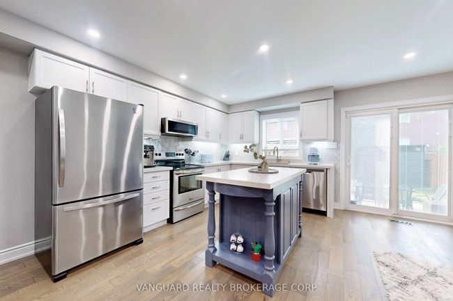 117 Gianmarco Way, House attached with 3 bedrooms, 3 bathrooms and 2 parking in Maple ON | Image 17