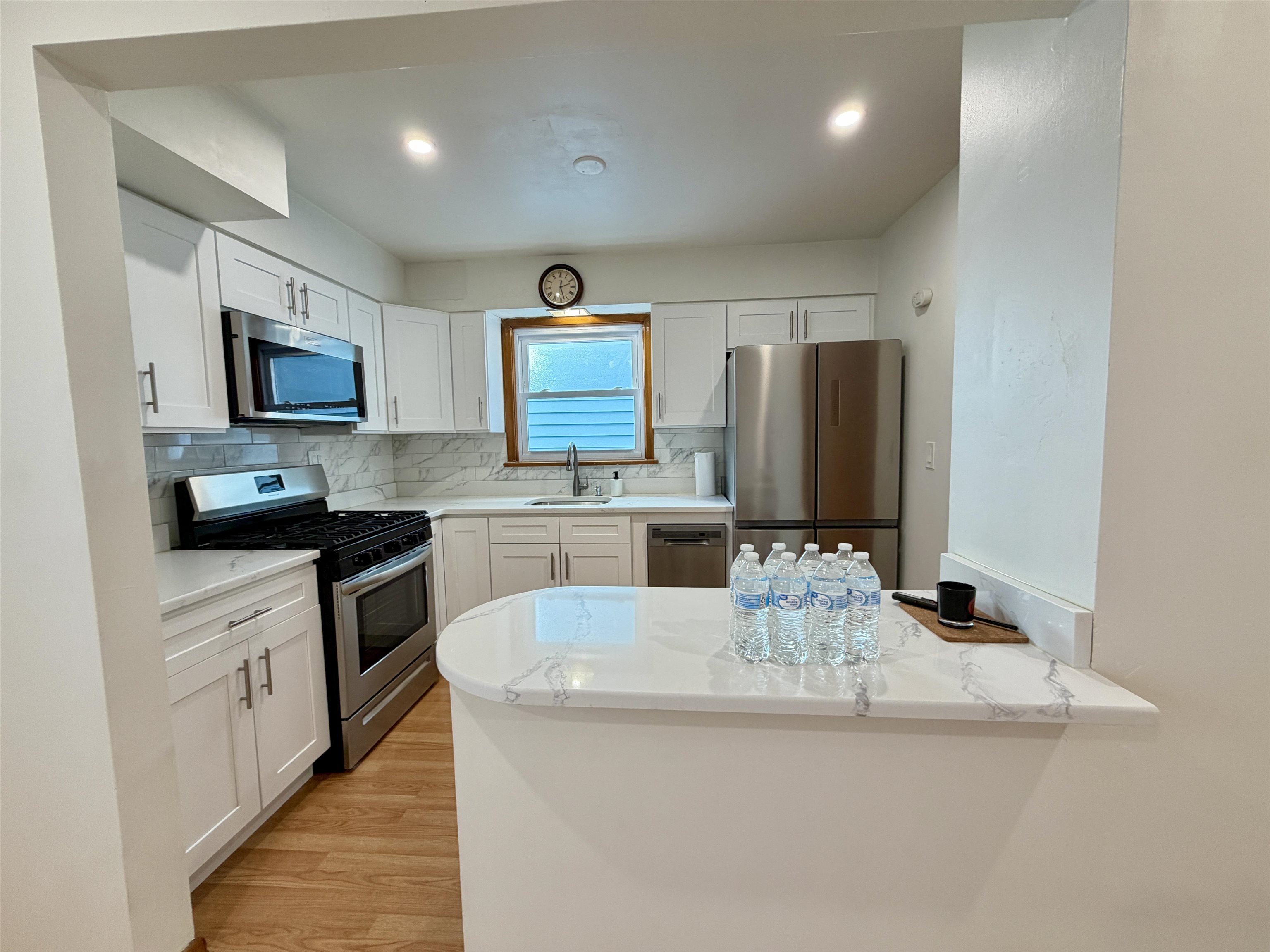 Residential Lease in JC, Heights 5