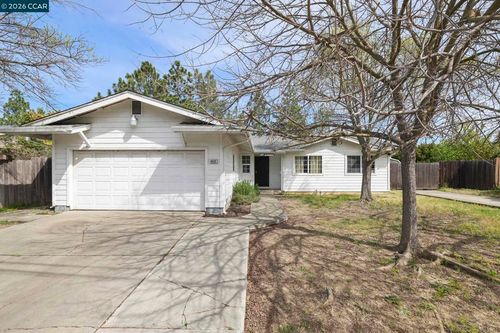 3922 Bayview Cir, Concord, CA, 94520-1307 | Card Image