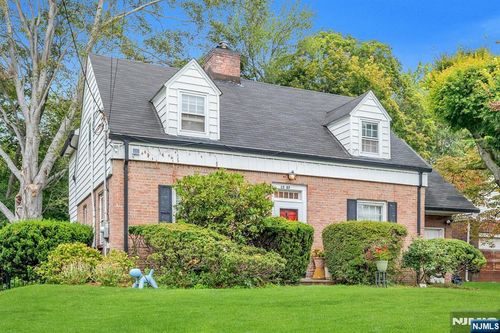 13-07 Ivy Ln, Fair Lawn, NJ, 07410-1649 | Card Image