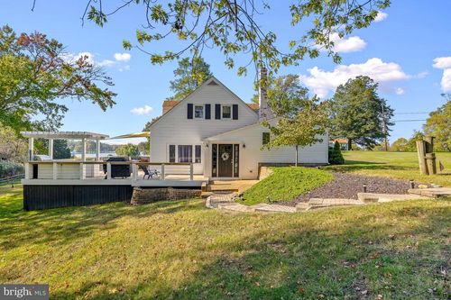 1211 Dixona Dr, EDGEWATER, MD, 21037-4322 | Card Image