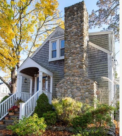 16 Oakland St, House other with 2 bedrooms, 1 bathrooms and 4 parking in Mattapoisett MA | Image 1