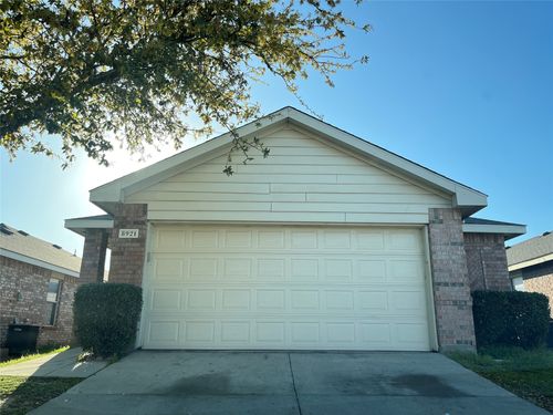 8921 Sun Haven Way, Fort Worth, TX, 76244-5158 | Card Image