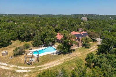 9000 Bear Creek Drive, House other with 5 bedrooms, 3 bathrooms and 8 parking in Austin TX | Image 2