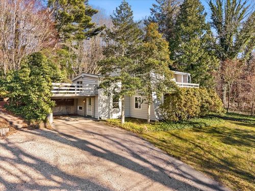 36 Fern Ln, Falmouth, MA, 02543-1112 | Card Image