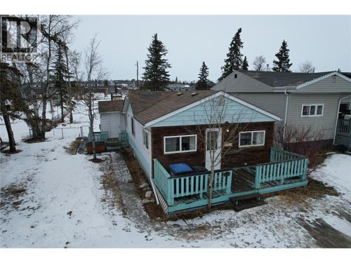 1616 102 Ave, Dawson Creek, BC, V1G2E4 | Card Image