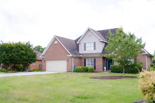 1508 Berrivine Dr, Hartselle, AL, 35640 | Card Image