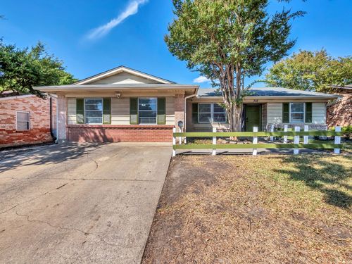 716 Melrose Dr, Richardson, TX, 75080-4110 | Card Image