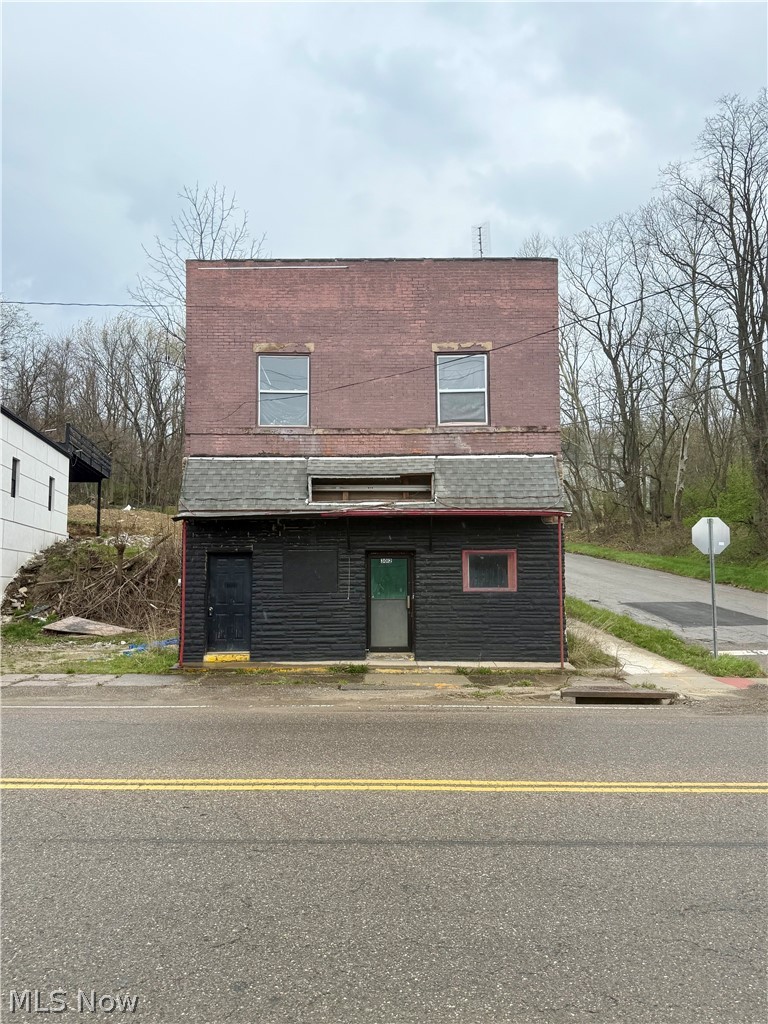 3008 Wilson Ave, Campbell, OH 44405-1730
