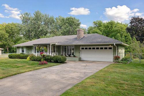 8811 Girard Ave S, Bloomington, MN, 55420-2648 | Card Image