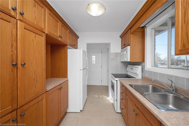 82 Lampman Cres, House other with 4 bedrooms, 2 bathrooms and 3 parking in Thorold ON | Image 12