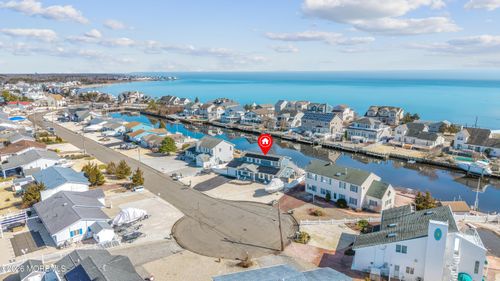 204 Biscayne Rd, Barnegat, NJ, 08005-2615 | Card Image