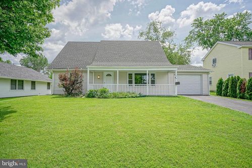 56 Melbourne Ln, WILLINGBORO, NJ, 08046-3145 | Card Image