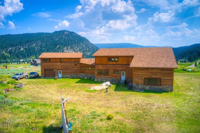 135 Twin Antler Dr, House other with 4 bedrooms, 5 bathrooms and null parking in Gallatin Gateway MT | Image 24