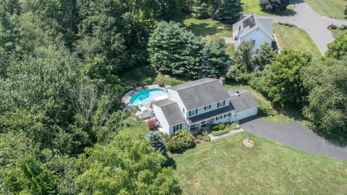 1 Guernsey Rd, Brookfield, CT, 06804-3913 | Card Image