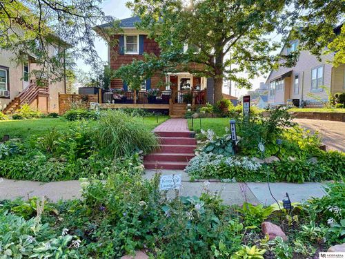 1912 S 36th St, Omaha, NE, 68105-3136 | Card Image
