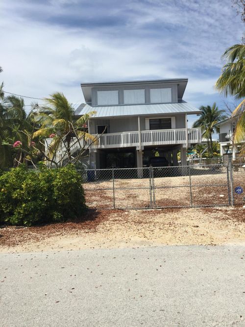 100 3rd Ln, Key Largo, FL, 33037-4654 | Card Image