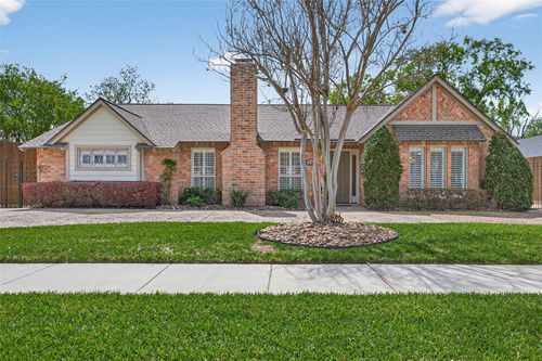 15705 Congo Ln, Jersey Village, TX, 77040-2115 | Card Image