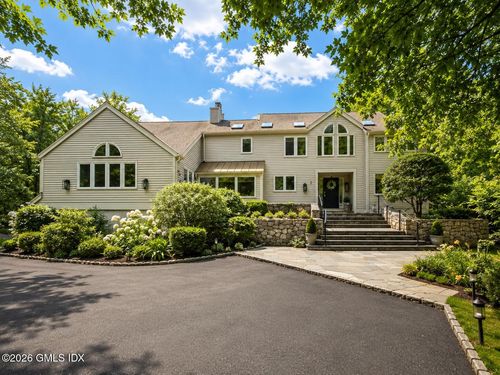 2 Choctaw Ln, Greenwich, CT, 06831-3203 | Card Image