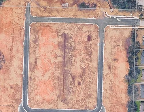 2103 N Dagan St, Siloam Springs, AR, 72761 | Card Image