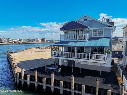 45 Inlet Dr, Point Pleasant Beach, NJ, 08742-2642 | Card Image