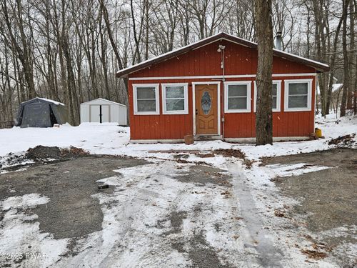 132 Crocus Ln, Milford, PA, 18337-7119 | Card Image