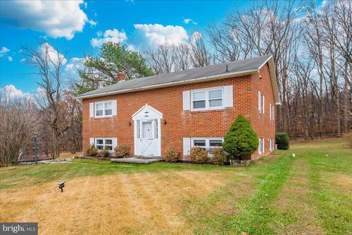 6015 Keyser Ln, FREDERICK, MD, 21702-2051 | Card Image