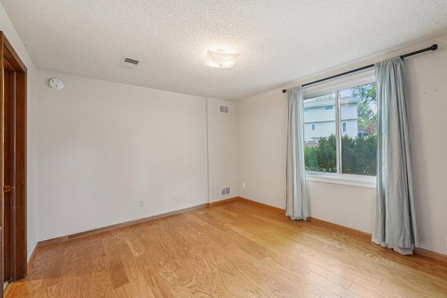 27-web-or-mls-Douglas Dr N-1806-027.jpg | Image 27