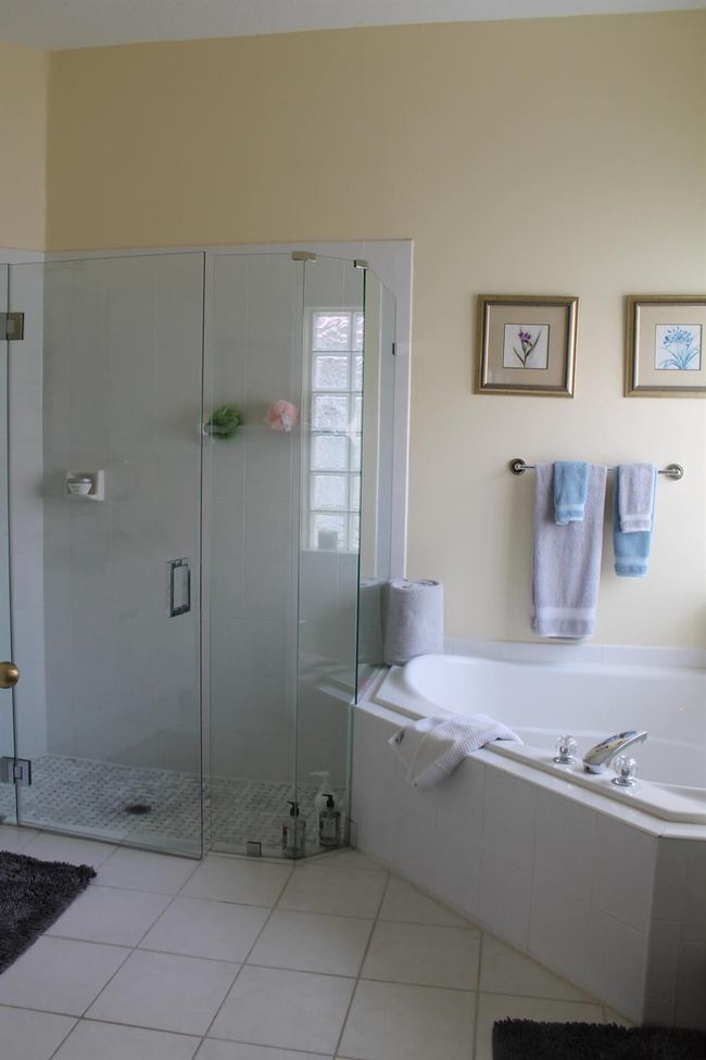 4194 Bluff Harbor Way, House other with 3 bedrooms, 3 bathrooms and null parking in Wellington FL | Image 15