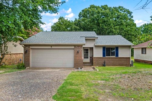 4 Rook Pl, Maumelle, AR, 72113-6128 | Card Image