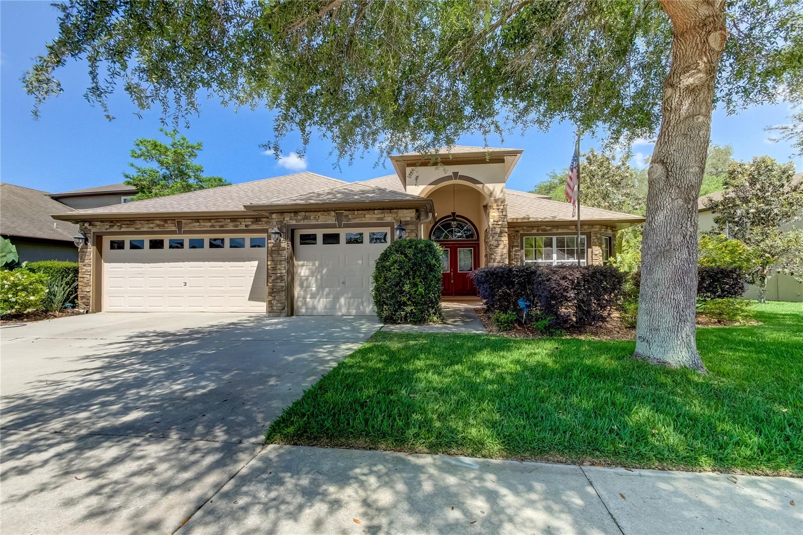 Pointe O Woods Dr, Wesley Chapel, FL 33543