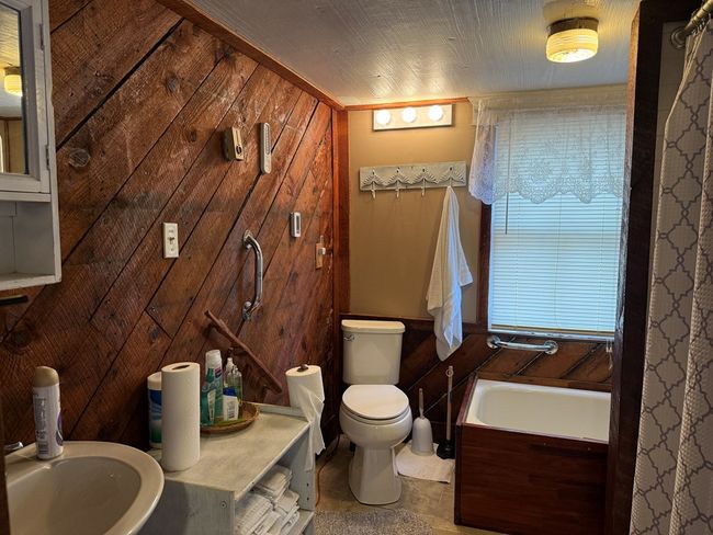 1228 Rosser Mill Rd, House other with 4 bedrooms, 3 bathrooms and 1 parking in PAMPLIN VA | Image 58