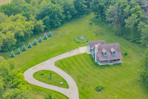 1717 Koshkonong Road, PLEASANT SPRINGS, WI, 53589 | Card Image