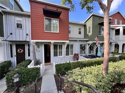 71 Platinum Cir, Ladera Ranch, CA, 92694-1349 | Card Image
