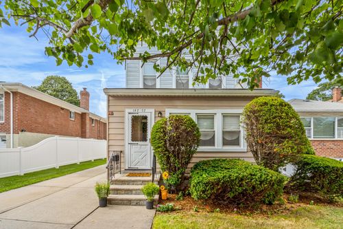 14707 15th Ave, Whitestone, NY, 11357-2453 | Card Image