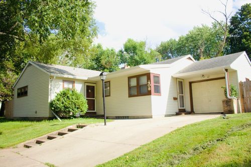 408 Mary Ave, Willmar, MN, 56201-4534 | Card Image