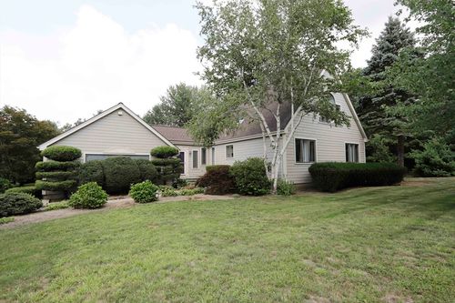 12 Amanda Rd, Assonet, MA, 02702-1954 | Card Image