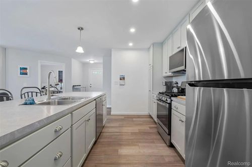 7335 Worth Rd, Lexington, MI, 48450-8964 | Card Image