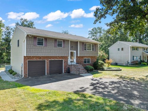 9 Downing Dr, East Brunswick, NJ, 08816-3919 | Card Image