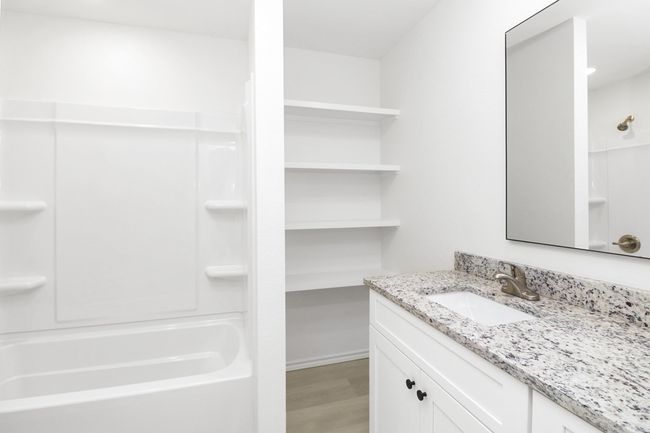 804 Bell St, House other with 3 bedrooms, 2 bathrooms and null parking in Coleman TX | Image 18