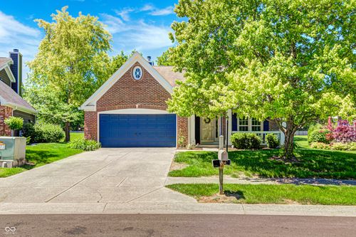 10713 Pimlico Cir, Carmel, IN, 46280-1166 | Card Image