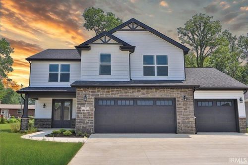 232 W Vine St, Delphi, IN, 46923-1741 | Card Image